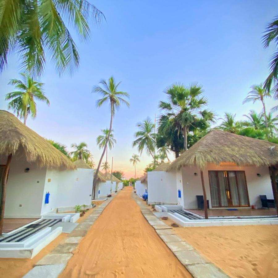The Blue Lagoon Resort Kalpitiya Exterior foto